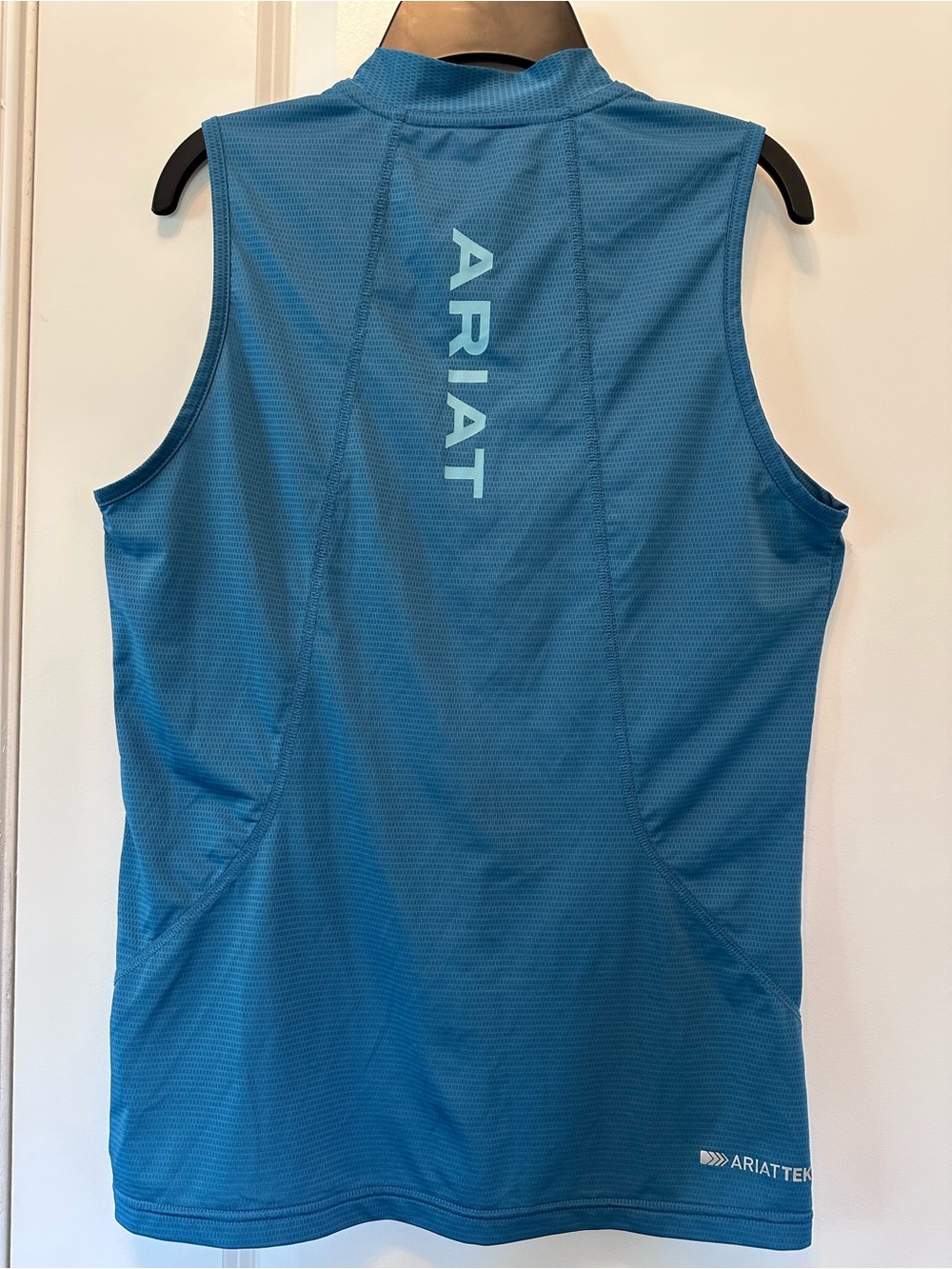 Ariat Hailey 1/4 Zip-Front Sleeveless Performance Women’s Top in Blue Size M - Picture 3 of 12